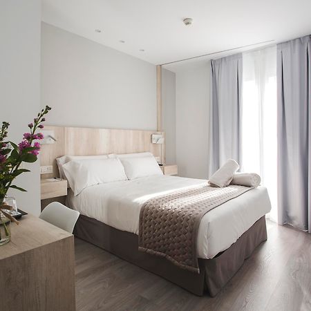 Dwo Abaster Hotel Soria Eksteriør billede