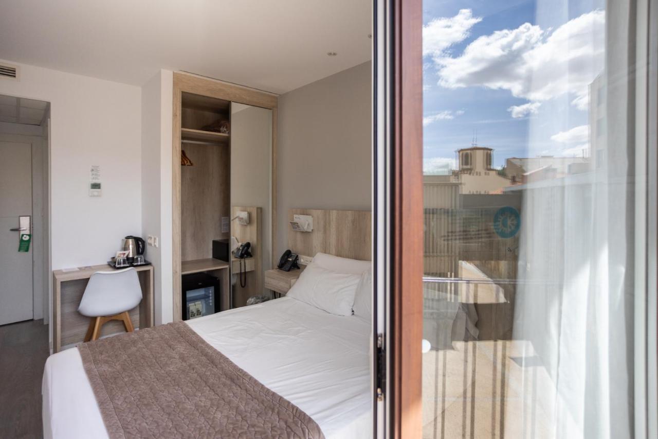 Dwo Abaster Hotel Soria Eksteriør billede